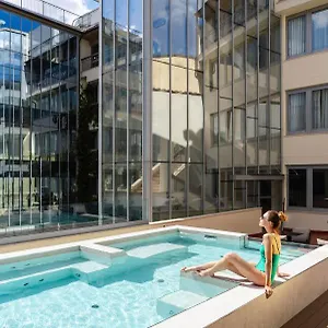 Otel Iq, Floransa